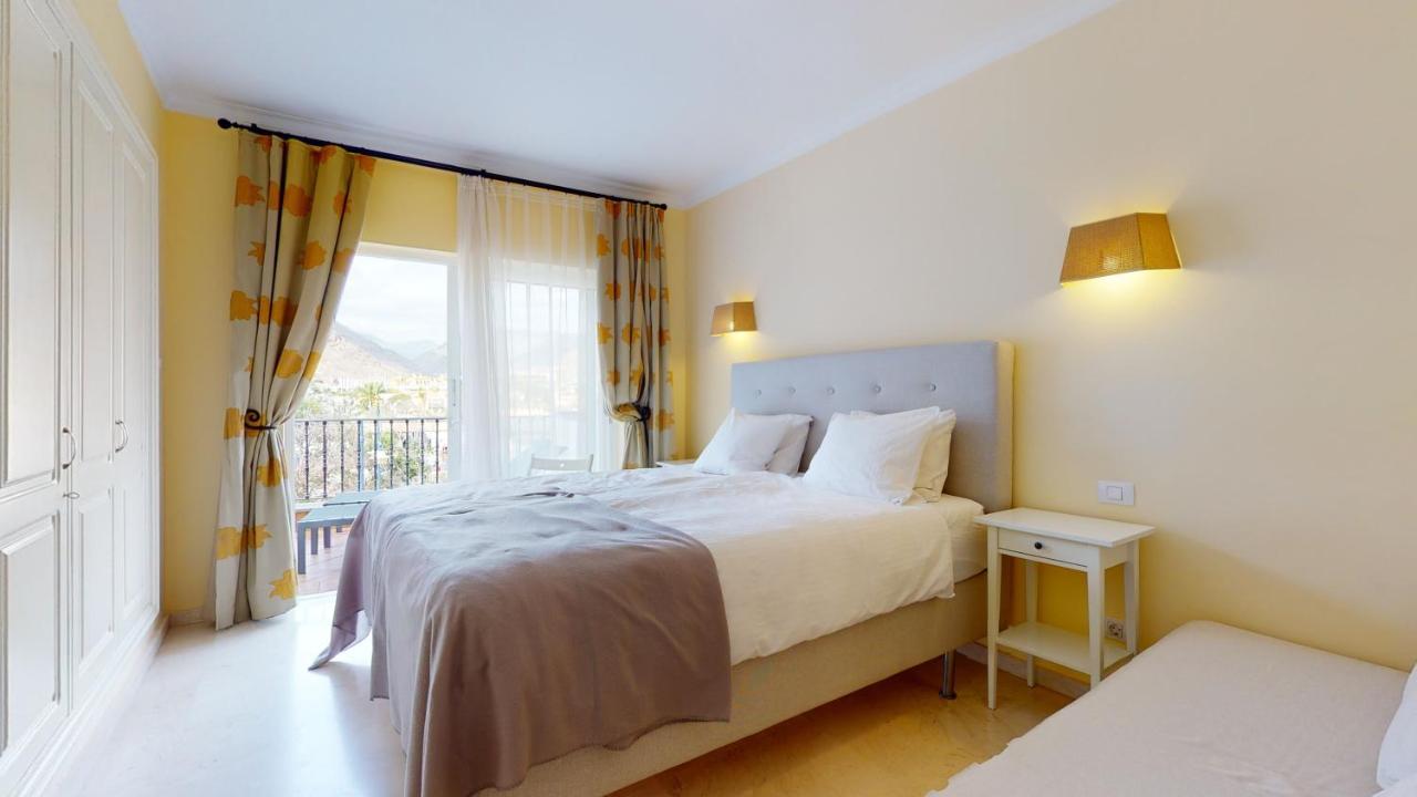 Charmante Wohnung Direkt Am Meer, Kostenloses Wlan プエルト・デ・モガン エクステリア 写真